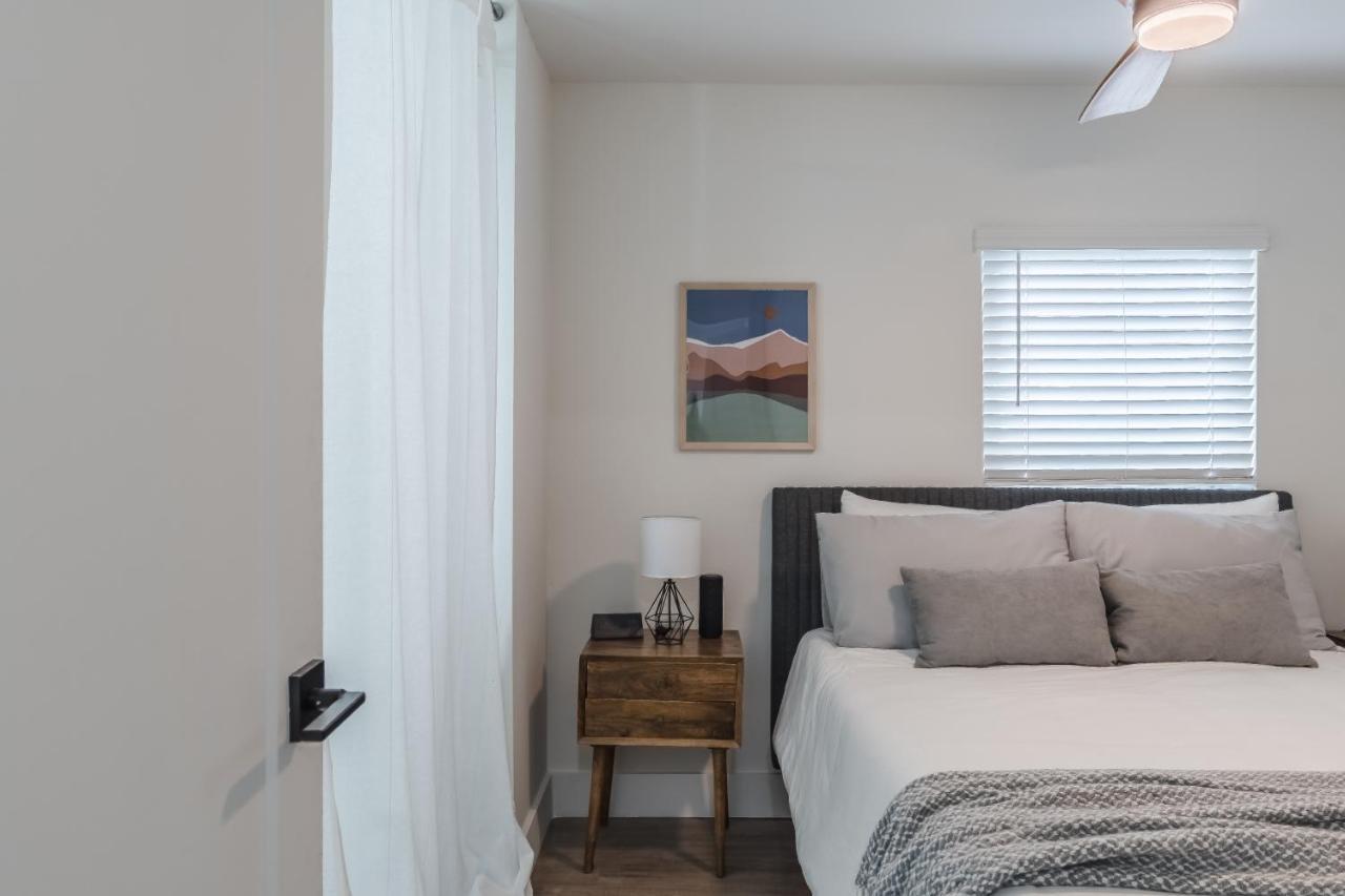Luxury Tiny Home 2 Miles From Downtown Орландо Екстериор снимка