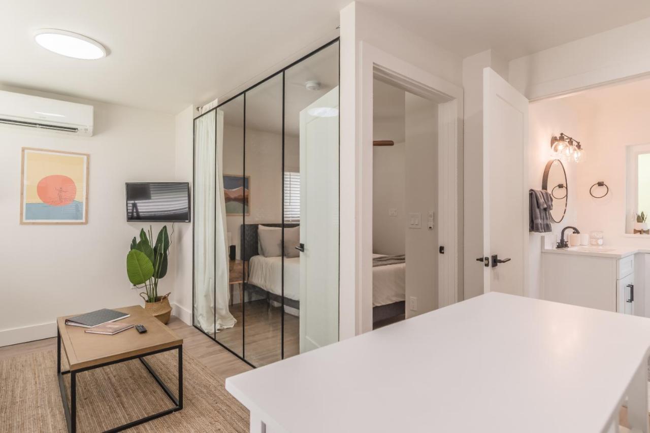 Luxury Tiny Home 2 Miles From Downtown Орландо Екстериор снимка